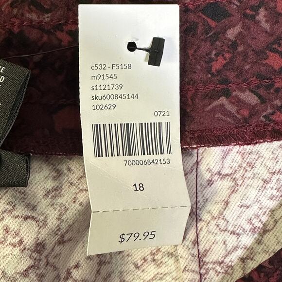 NWT Lane Bryant On The Go Ankle Pants Womens 18 Burgundy Abstract Pockets - Picture 7 of 8